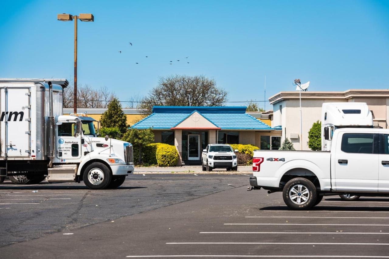 Garden Executive Hotel South Plainfield Exterior foto